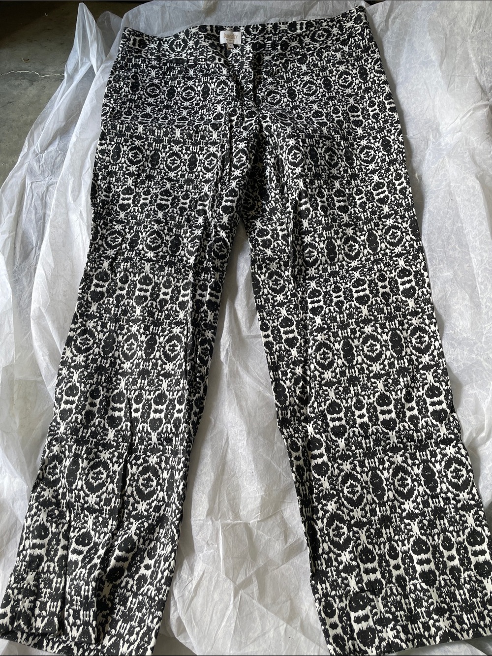 Black & White Patterned Womens Casual Pants